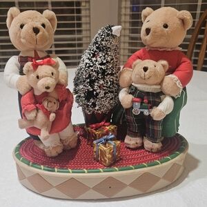 Festive Bear Family Figurine with Christmas Tree